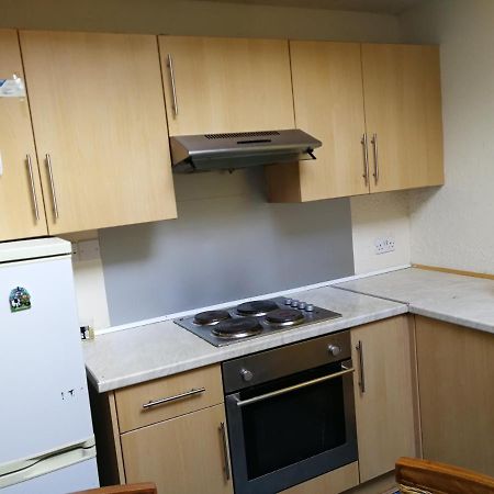 A Double Bedroom Near Glasgow City Centre Not In Great Condition Suitable For Short Stay Экстерьер фото